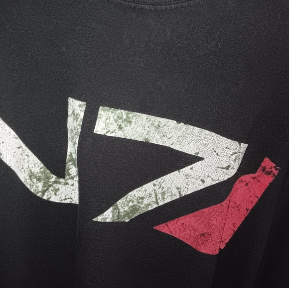 Mass effect N7 men's t shirt XXL used - Picture 5 of 5